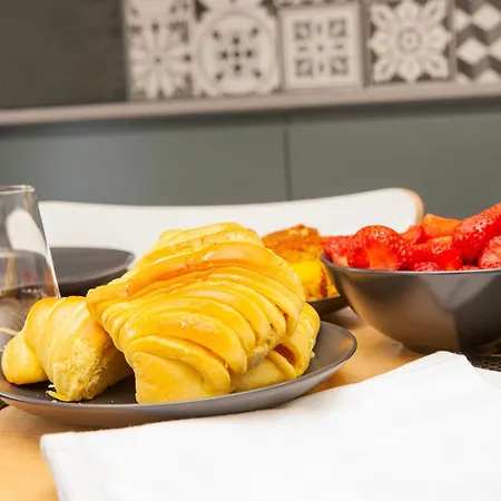 Amadeo - Gaia/porto 3.º T アパート