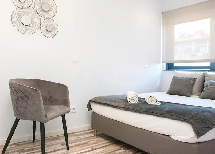 Amadeo - Gaia/porto 3.º T *