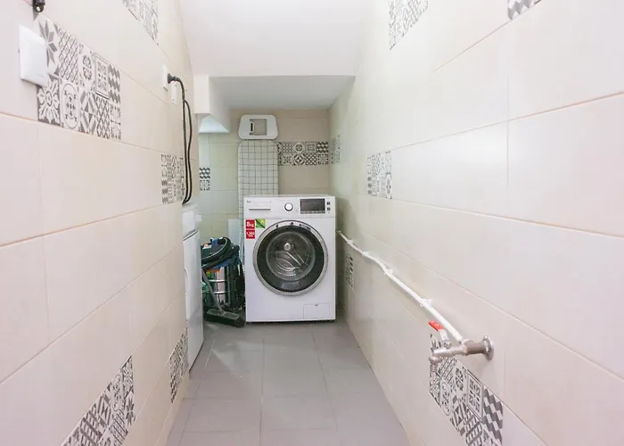 Amadeo - Gaia/porto 3.º T Lägenhet